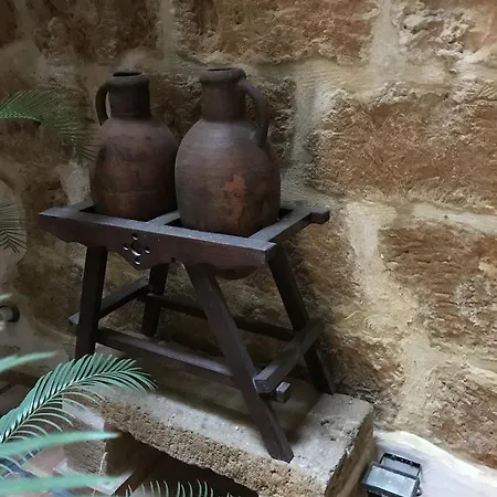 No 2 Spacious And Airy In Medieval Village Apartamento