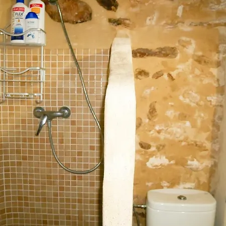 No 2 Spacious And Airy In Medieval Village Apartment *